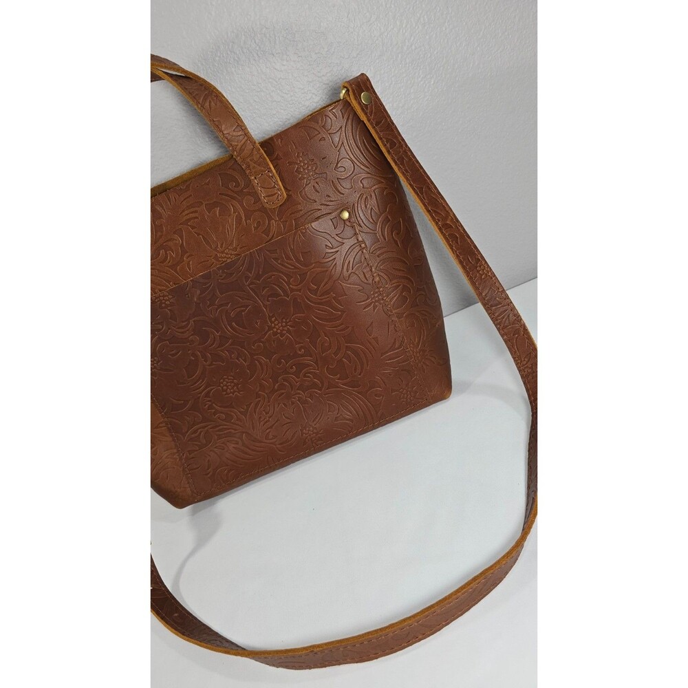 Portland Leather Goods Meadow Medium Crossbody Tote Sanded Embossed Design NEW - Picture 3 of 10